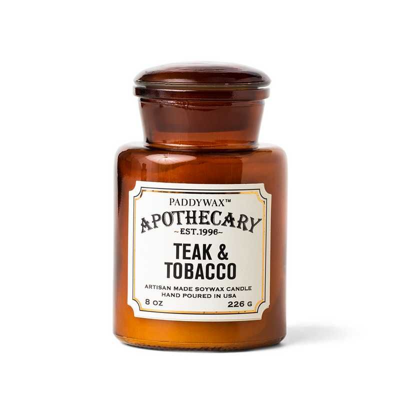 Bougie Apothecary Paddywax à la senteur Teck et Tabac, idéal comme idée cadeau original ou pour soi-même, pour parfumer son intérieur.