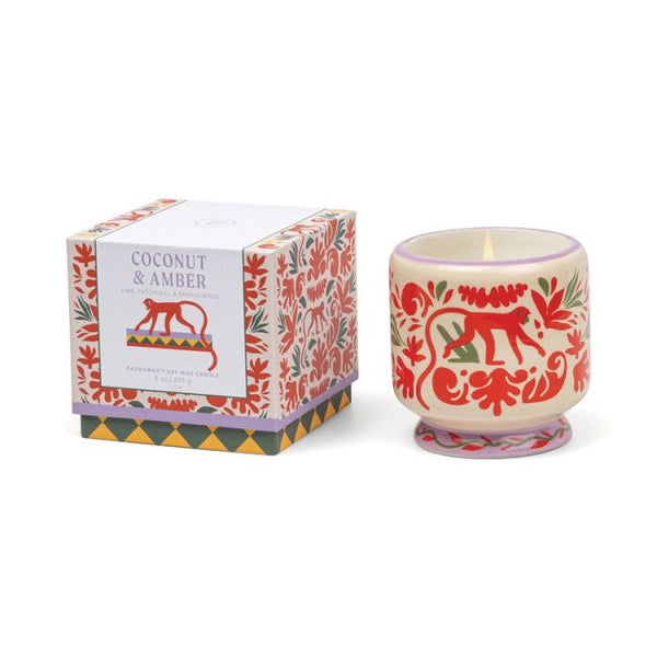 Bougie en céramique Paddywax, senteur Noix de coco et ambre, idéal comme idée cadeau original ou pour soi-même, pour parfumer son intérieur.