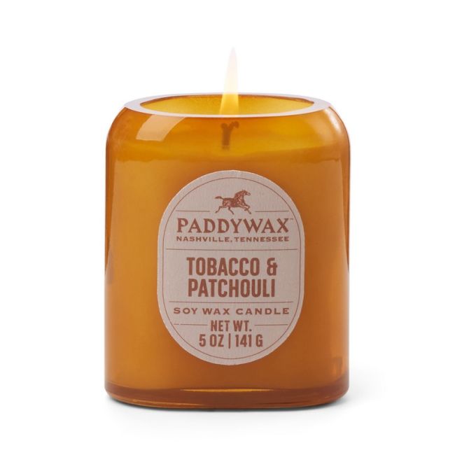 Bougie en verre Ambre, senteur Tabac et Patchouli, idéal comme idée cadeau original ou pour soi-même, pour parfumer son intérieur.