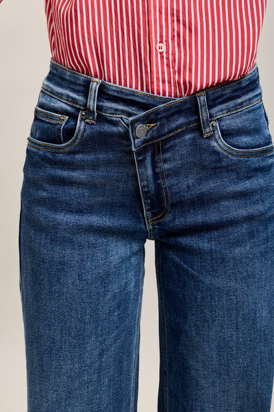 Jean bleu taille asymétrique Kelly
