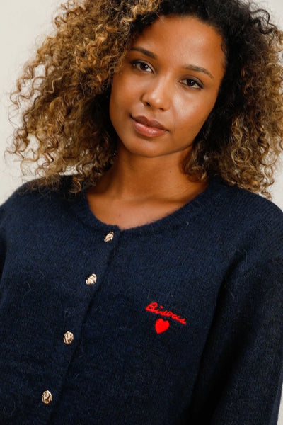 Gilet bisous gros plan