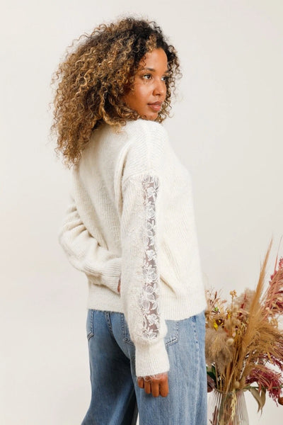 Pull dentelle